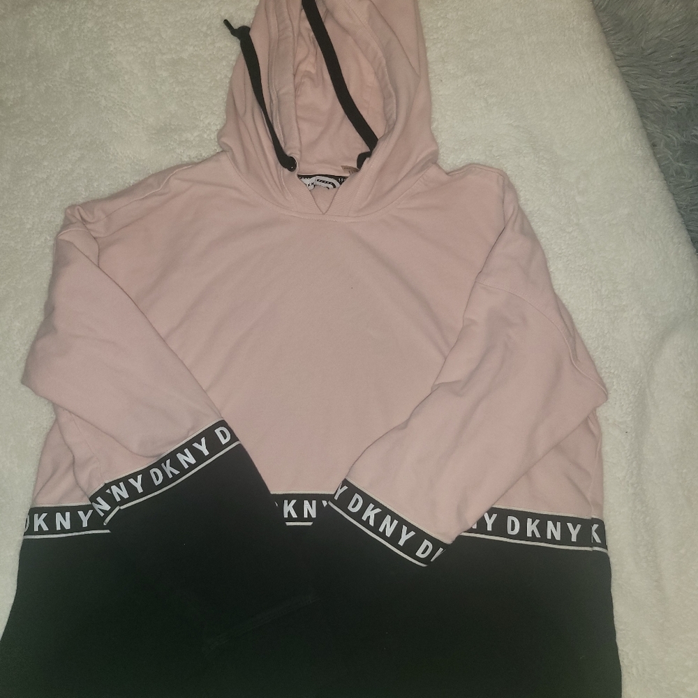 DKNY pullover hodie sz lg